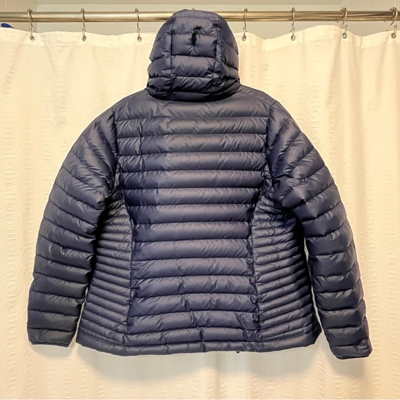 Patagonia Women's Down Sweater Hoody - Picture 7 of 8